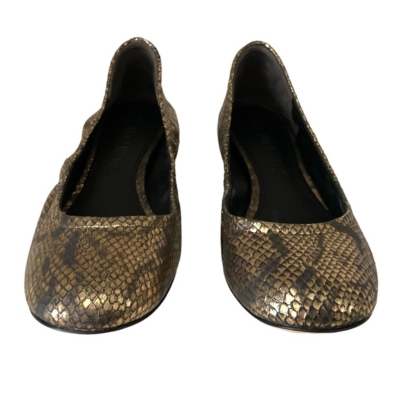 New VERA WANG - Size 7.5 “Lillian” Gold Mekong Snake Leather Flats Bronze Ballet - Picture 4 of 8